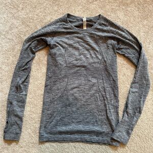 Grey Lululemon long sleeve shirt